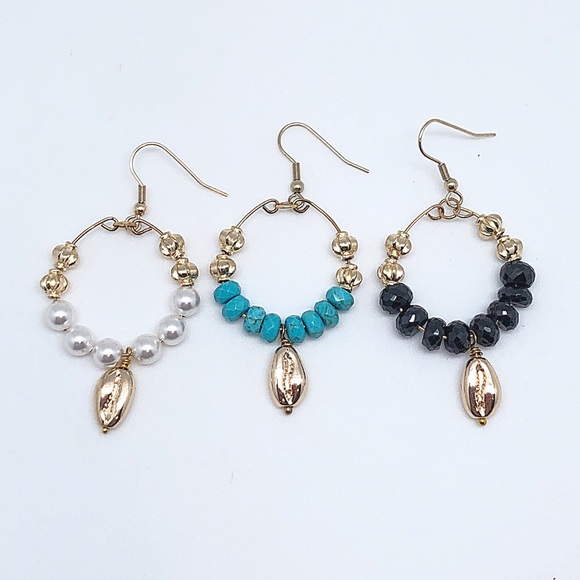 Gold Cowrie (Sea Shells) Hoops in Pearl, Turquoise or Black Spinel NWT, Gift Box - Picture 3 of 4
